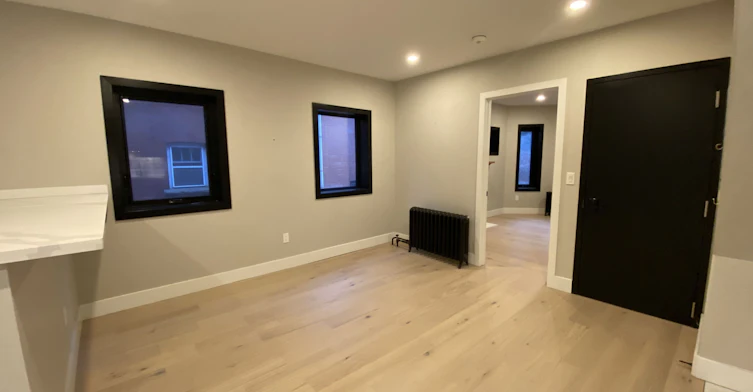 1-363 Parkside Drive, Toronto, ON, M6R 2Z5 - 9