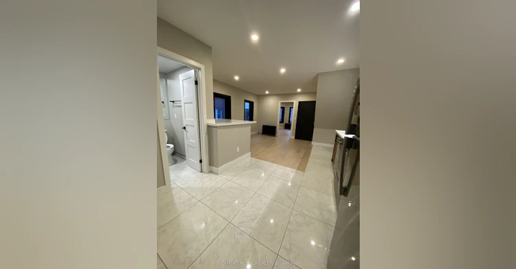 1-363 Parkside Drive, Toronto, ON, M6R 2Z5 - 12