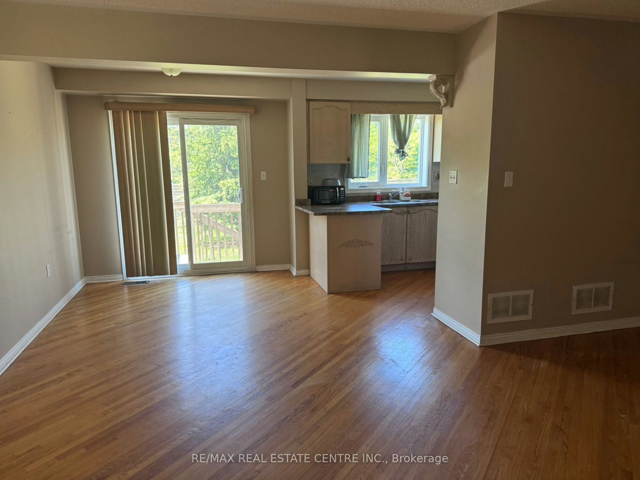30-1591 South Parade Court, Mississauga, ON, L5M 6G1 - 30