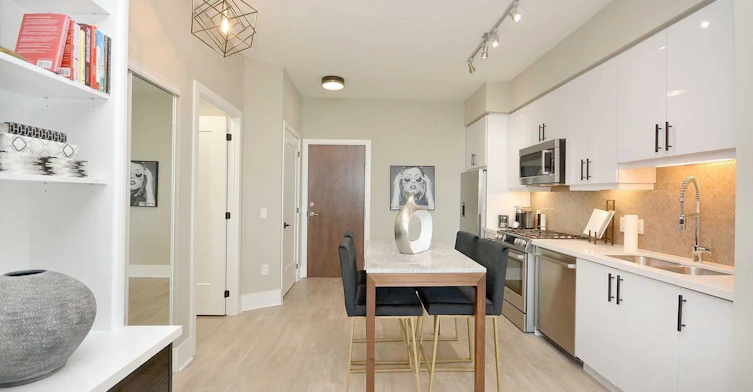 4802-3975 Grand Park Drive, Mississauga, ON, L5B 4M6 - 13