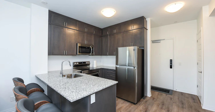 004-95 Dundas Street, Oakville, ON, L6M 5N4 - 20