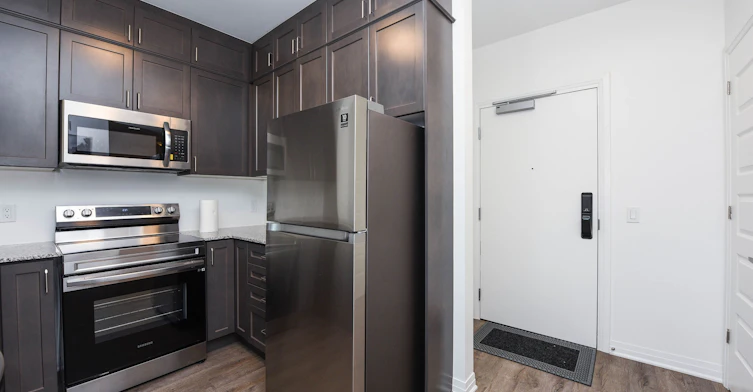 004-95 Dundas Street, Oakville, ON, L6M 5N4 - 34