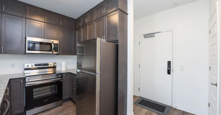 004-95 Dundas Street, Oakville, ON, L6M 5N4 - 21