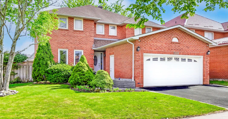 566 Huntington Ridge Drive, Mississauga, ON, L5R 2X7 - 2