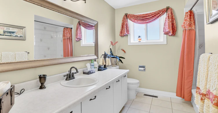 566 Huntington Ridge Drive, Mississauga, ON, L5R 2X7 - 18