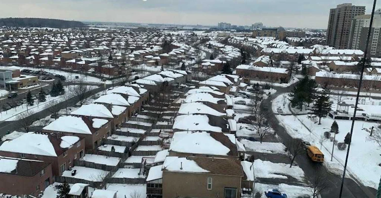 909-65 Watergarden Drive, Mississauga, ON, L5R 1B2 - 2