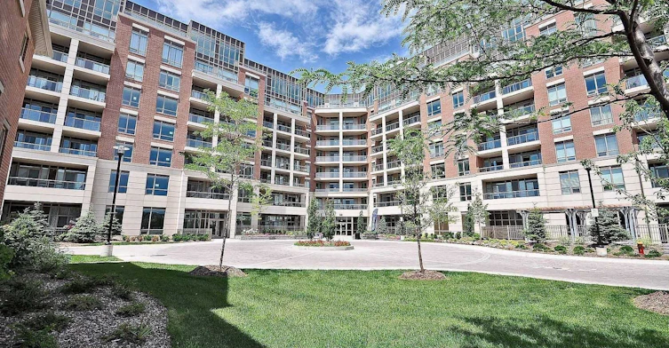 532-2480 Prince Michael Drive, Oakville, ON, L6H 0H1