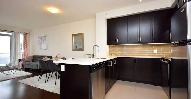 532-2480 Prince Michael Drive, Oakville, ON, L6H 0H1 - 6