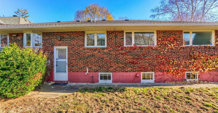 585 Indian Road N, Mississauga, ON, L5H 1R1 - 15