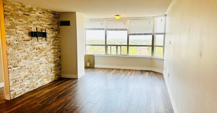 1101-400 Webb Drive, Mississauga, ON, L5B 3Z7 - 3