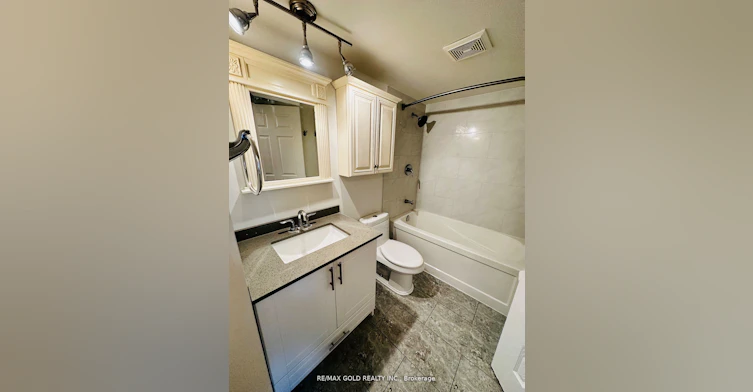 1101-400 Webb Drive, Mississauga, ON, L5B 3Z7 - 10