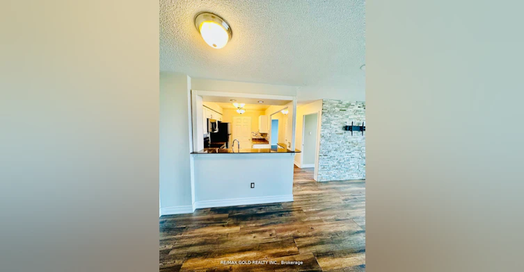 1101-400 Webb Drive, Mississauga, ON, L5B 3Z7 - 5