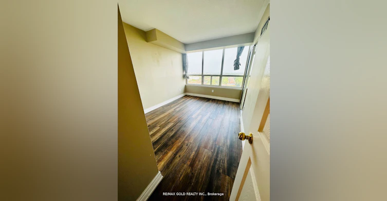 1101-400 Webb Drive, Mississauga, ON, L5B 3Z7 - 7