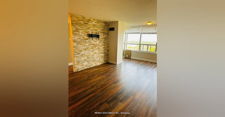 1101-400 Webb Drive, Mississauga, ON, L5B 3Z7 - 2