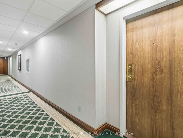 PH7-4235 Sherwoodtowne Boulevard, Mississauga, ON, L4Z 1W3 - 4