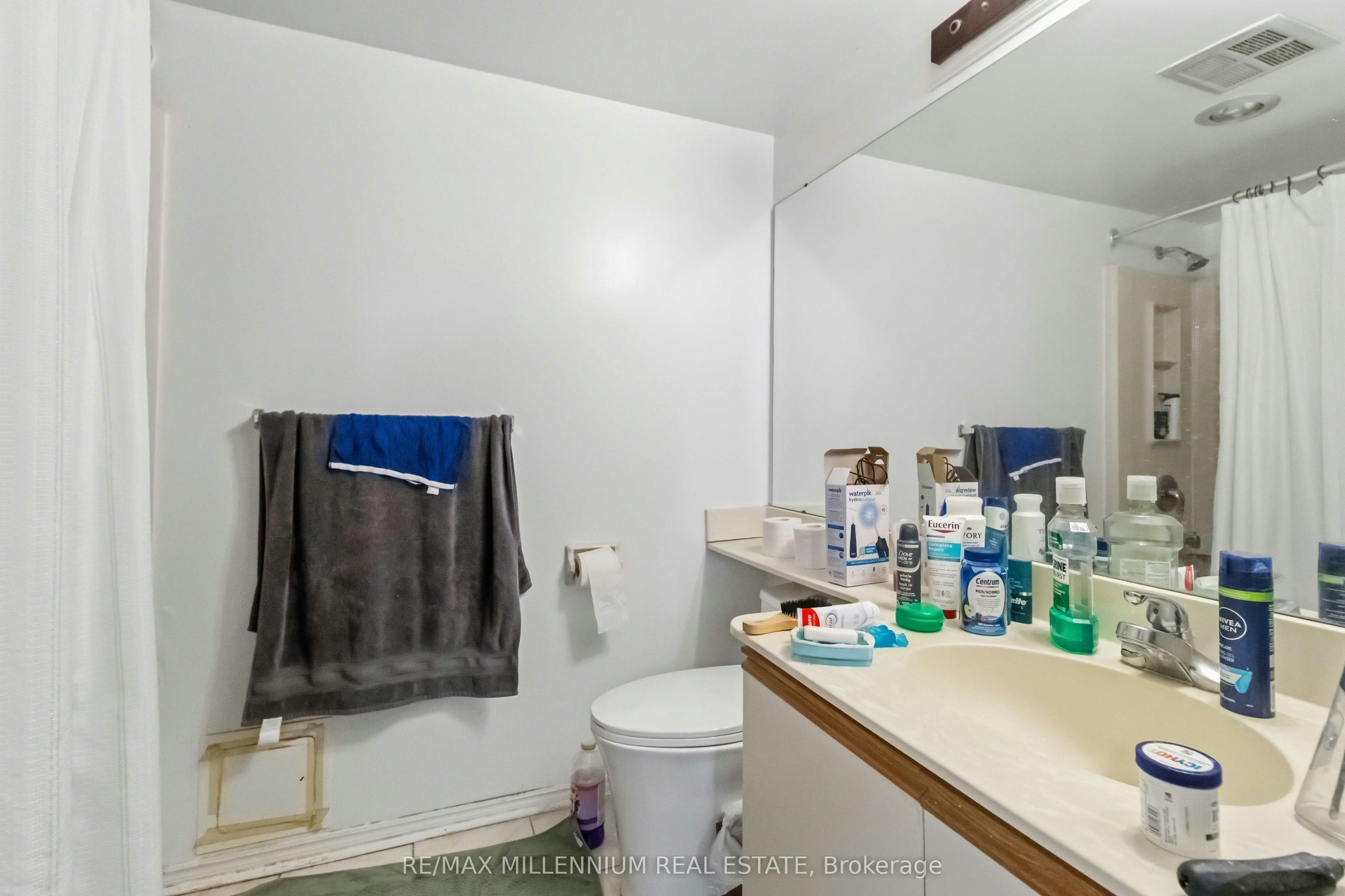 PH7-4235 Sherwoodtowne Boulevard, Mississauga, ON, L4Z 1W3 - 26