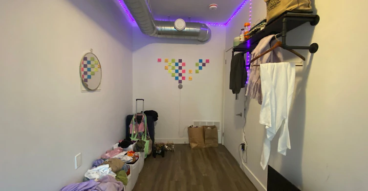 Room 3-344 Bartlett Avenue N, Toronto, ON, M6H 3G7 - 3