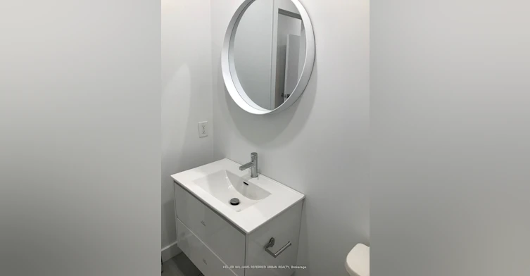 Room 3-344 Bartlett Avenue N, Toronto, ON, M6H 3G7 - 9