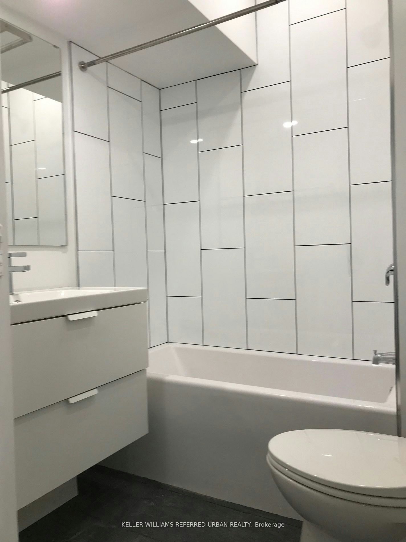 Room 3-344 Bartlett Avenue N, Toronto, ON, M6H 3G7 - 8