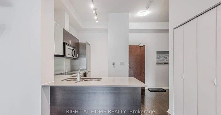 515-3391 Bloor Street W, Toronto, ON, M8X 1G3 - 8