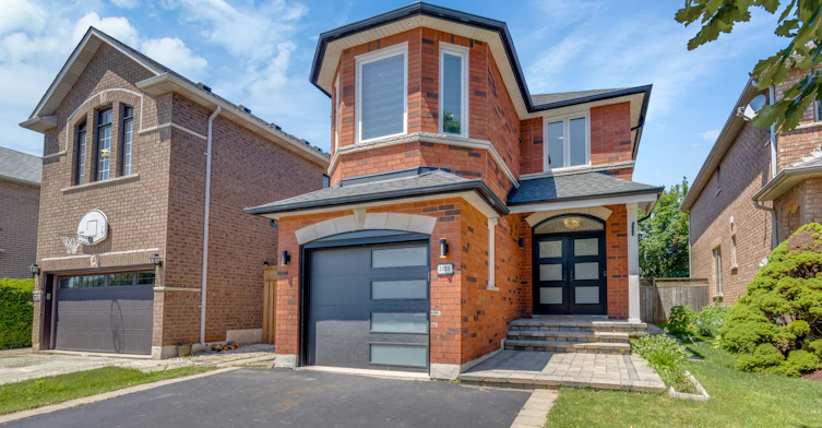 2029 Westmount Drive, Oakville, ON, L6M 3P9 - 2