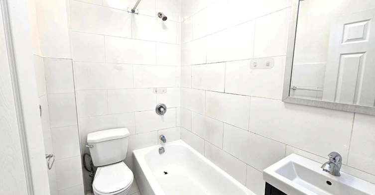 1-1304A King Street W, Toronto, ON, M6K 1G8 - 13