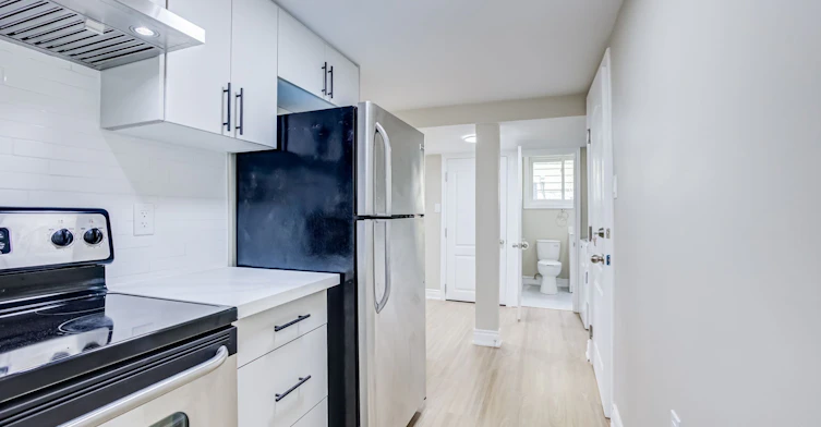 3404 Monica Drive N, Mississauga, ON, L4T 3E7 - 5