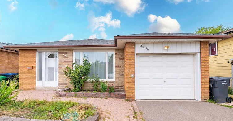 3404 Monica Drive N, Mississauga, ON, L4T 3E7