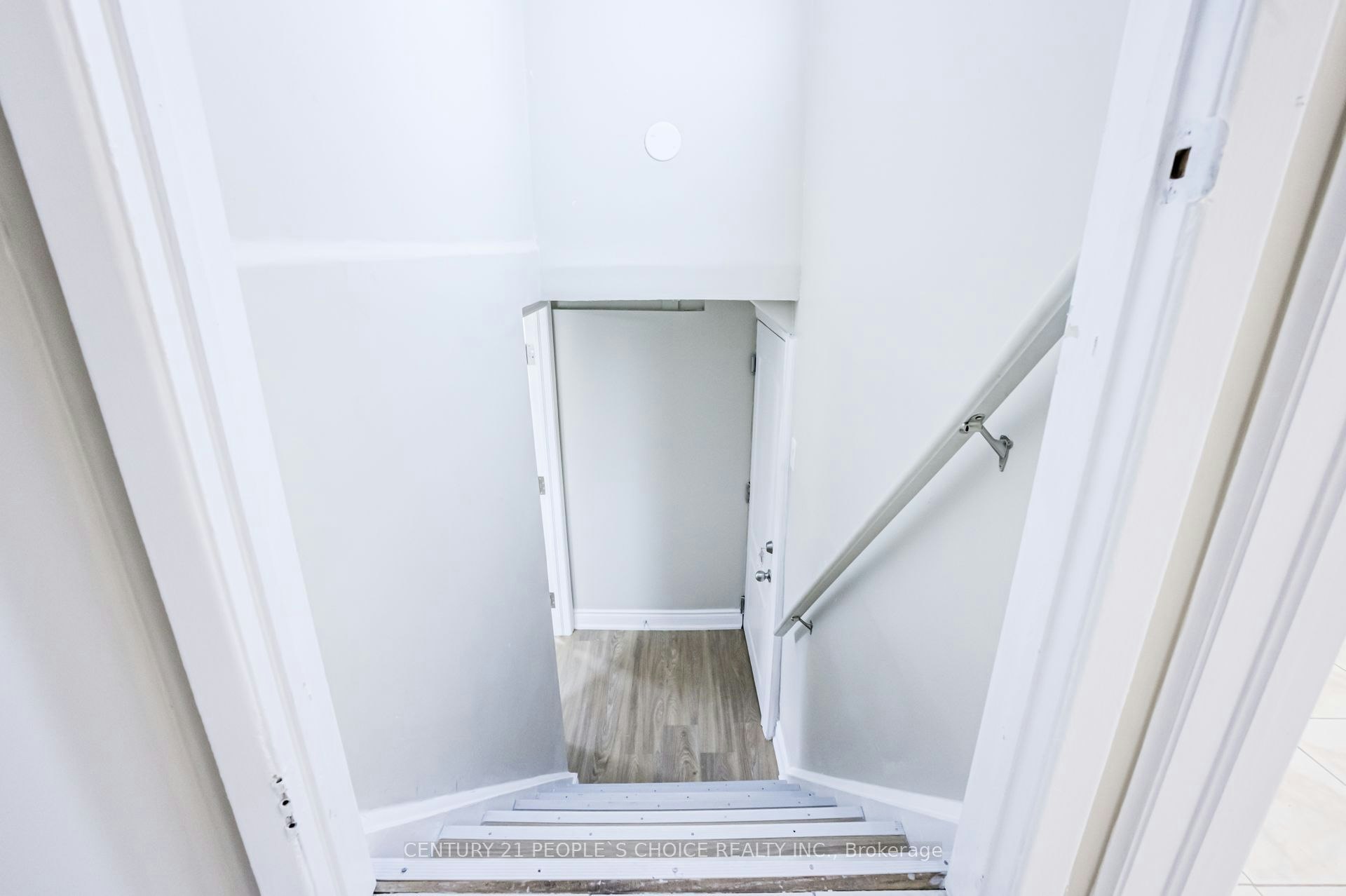 3404 Monica Drive N, Mississauga, ON, L4T 3E7 - 4