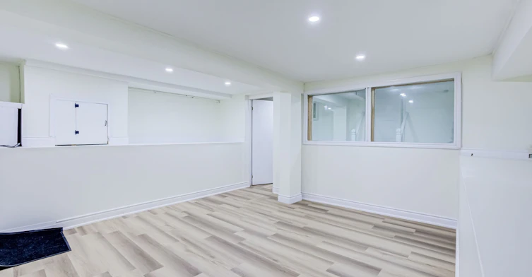 3404 Monica Drive N, Mississauga, ON, L4T 3E7 - 24