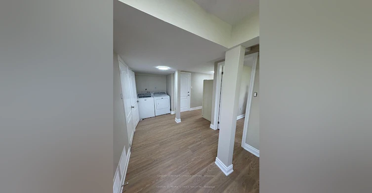 3404 Monica Drive N, Mississauga, ON, L4T 3E7 - 9