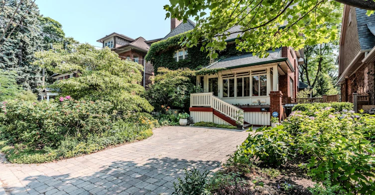 Main-295 Indian Road, Toronto, ON, M6R 2X5 - 36