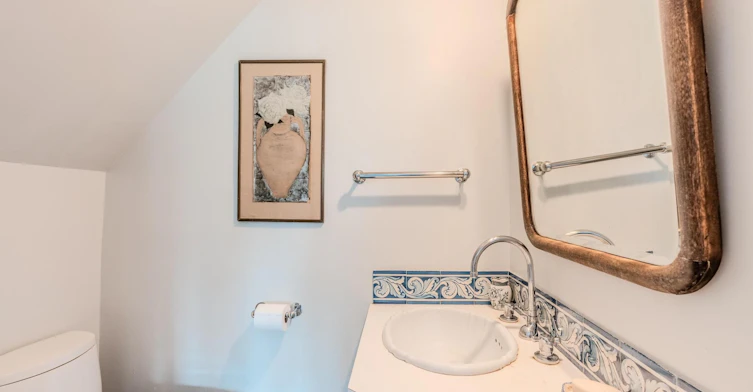 Main-295 Indian Road, Toronto, ON, M6R 2X5 - 31