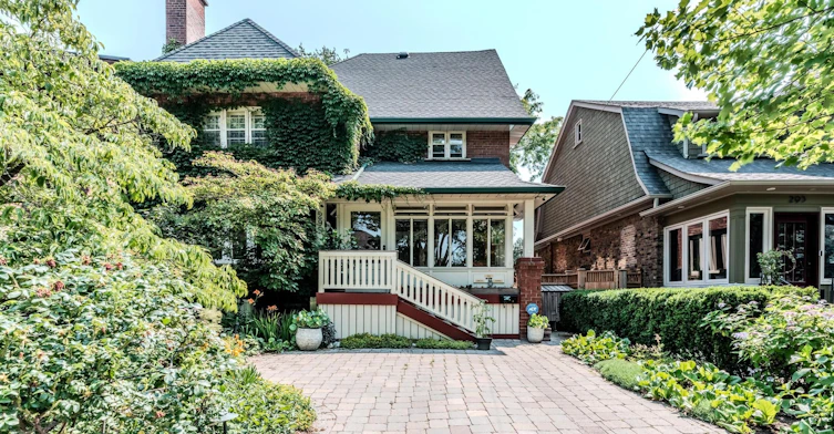 Main-295 Indian Road, Toronto, ON, M6R 2X5 - 37