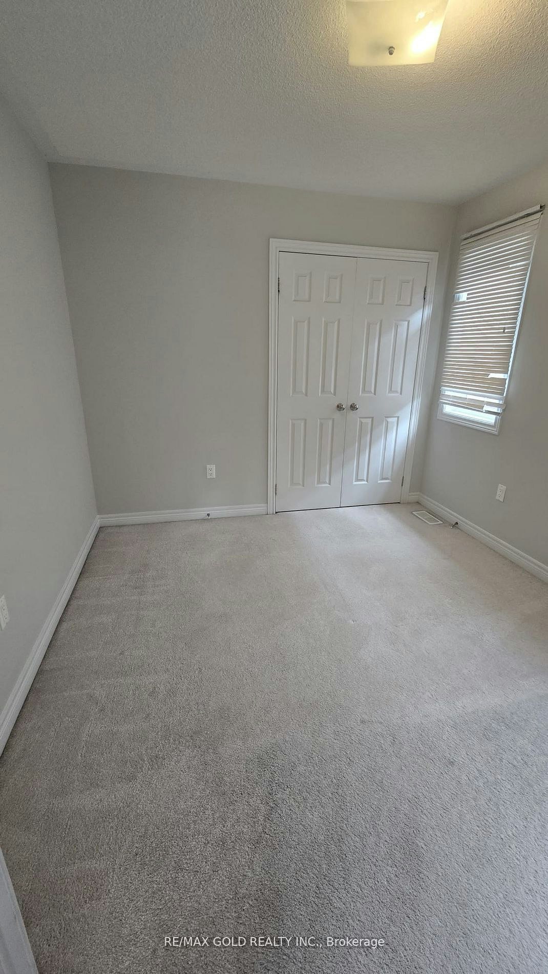 698 Megson Terrace, Milton, ON, L9T 8K5 - 9