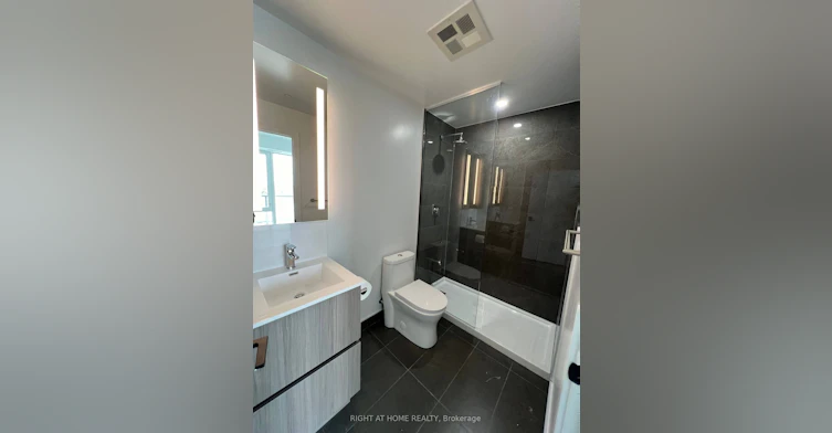 1101-220 Missinnihe Way, Mississauga, ON, L5H 0A9 - 12