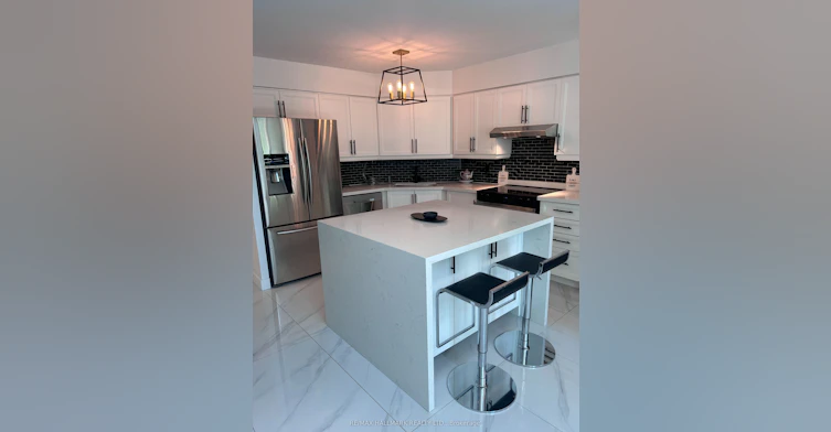 201-200 Manitoba Street, Toronto, ON, M8Y 3Y9 - 5