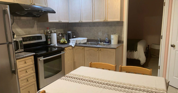904 Drysdale. (Basement) Drive, Mississauga, ON, L5V 1X6 - 5
