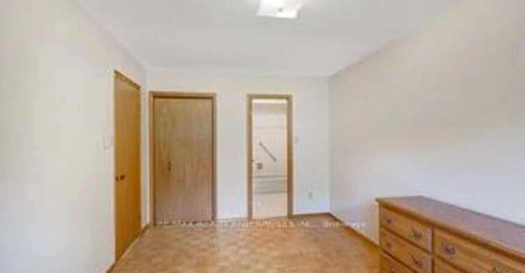 100 Antigua Road, Mississauga, ON, L5B 2T6 - 10