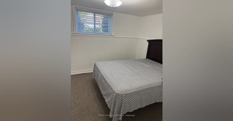 Lower-35 Mcadam Avenue, Toronto, ON, M6A 1S5 - 6