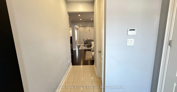 Main & Upper-13 Alister Drive, Brampton, ON, L6X 5G5 - 5
