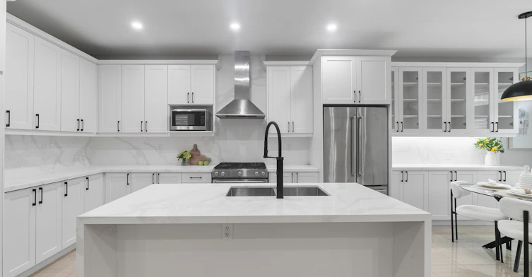 573 Settlers Road W, Oakville, ON, L6M 1N7 - 3