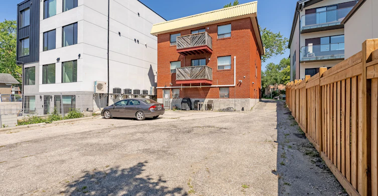 105 Cavell Avenue, Toronto, ON, M8V 1P5 - 39