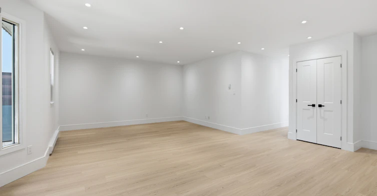 105 Cavell Avenue, Toronto, ON, M8V 1P5 - 6