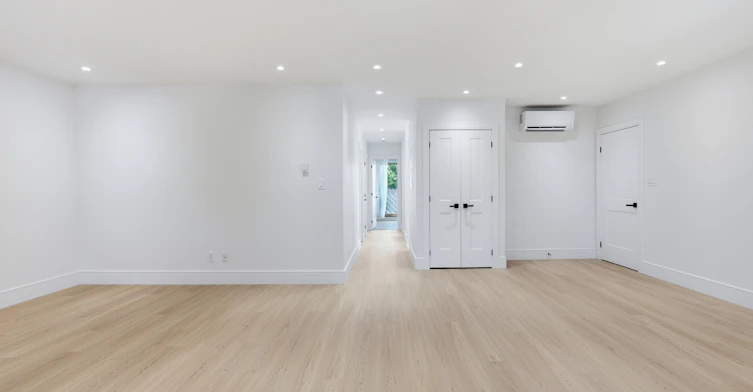 105 Cavell Avenue, Toronto, ON, M8V 1P5 - 8