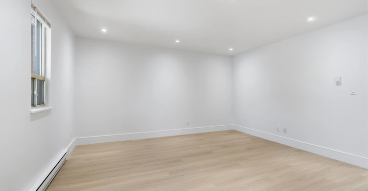 105 Cavell Avenue, Toronto, ON, M8V 1P5 - 7