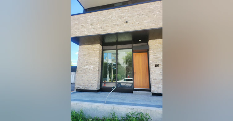 86-86 Agnes Street, Mississauga, ON, L5B 0R2