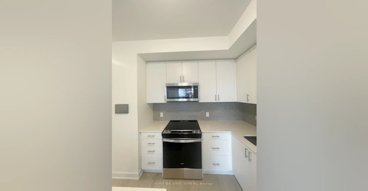 914-3220 William Coltson Avenue, Oakville, ON, L6H 7X9 - 10