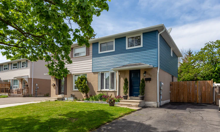 289 Archdekin Drive