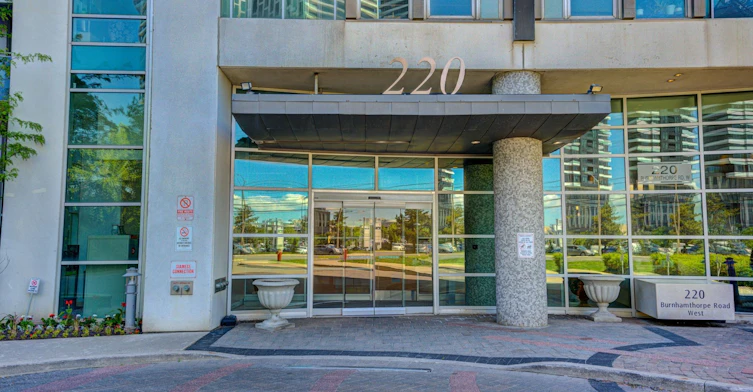 3004-220 Burnhamthorpe Road, Mississauga, ON, L5B 3Y5 - 2